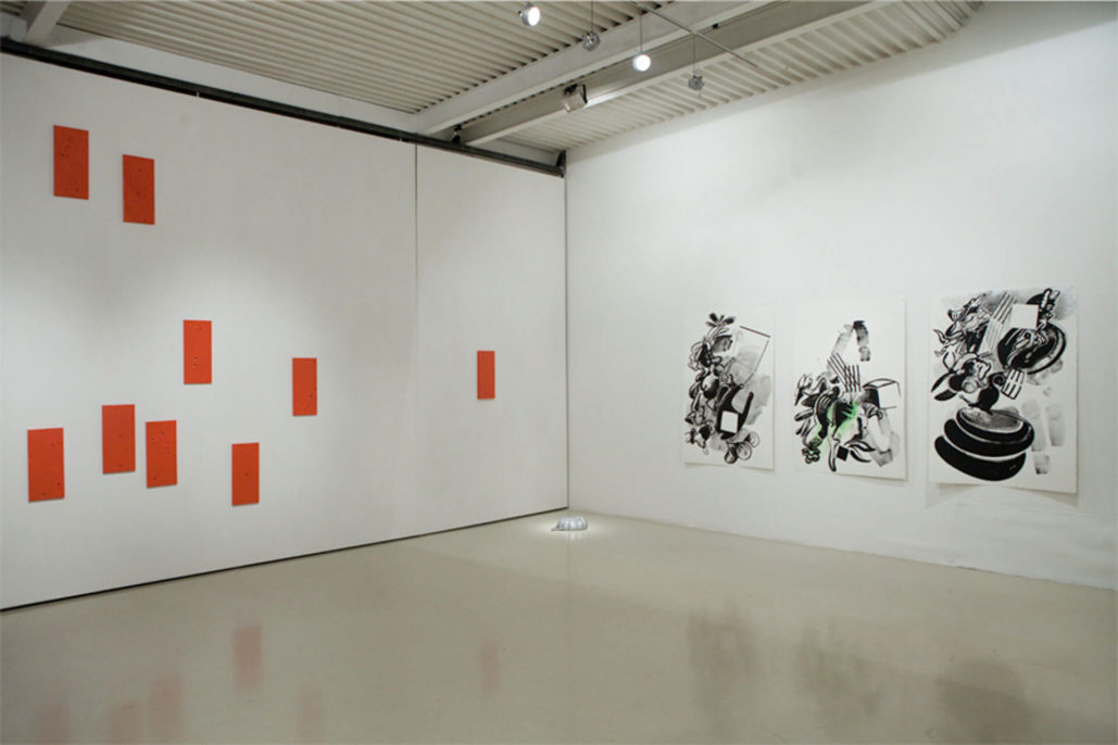 Lucio Pozzi, Se ti giri, vedi l'orizzonte che si addensa, 2011, exhibition view at STUDIO STEFANIA MISCETTI, photo by Achille Filipponi