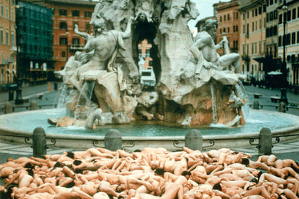 Studio Stefania Miscetti | Contemporary Art Rome | Exhibitions | Spencer Tunick 2002